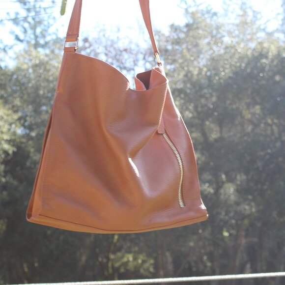 NEW LEATHER TOTE LE MONDE FLORENCE SLOUCH HOBO SHOULDER CARMEL - Picture 6 of 15